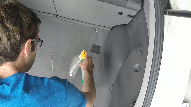 Illustration for article titled How To Clean Car Carpets For Less Than $10